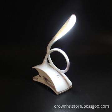 Flexible USB / Battery Power Clip on LED Table Desk Lamp 28 LED Bedside Book Reading Lamp Light for Bed